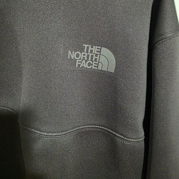 The North Face Men’s Apex Risor Jacket In TNF Black - Picture 8 of 10